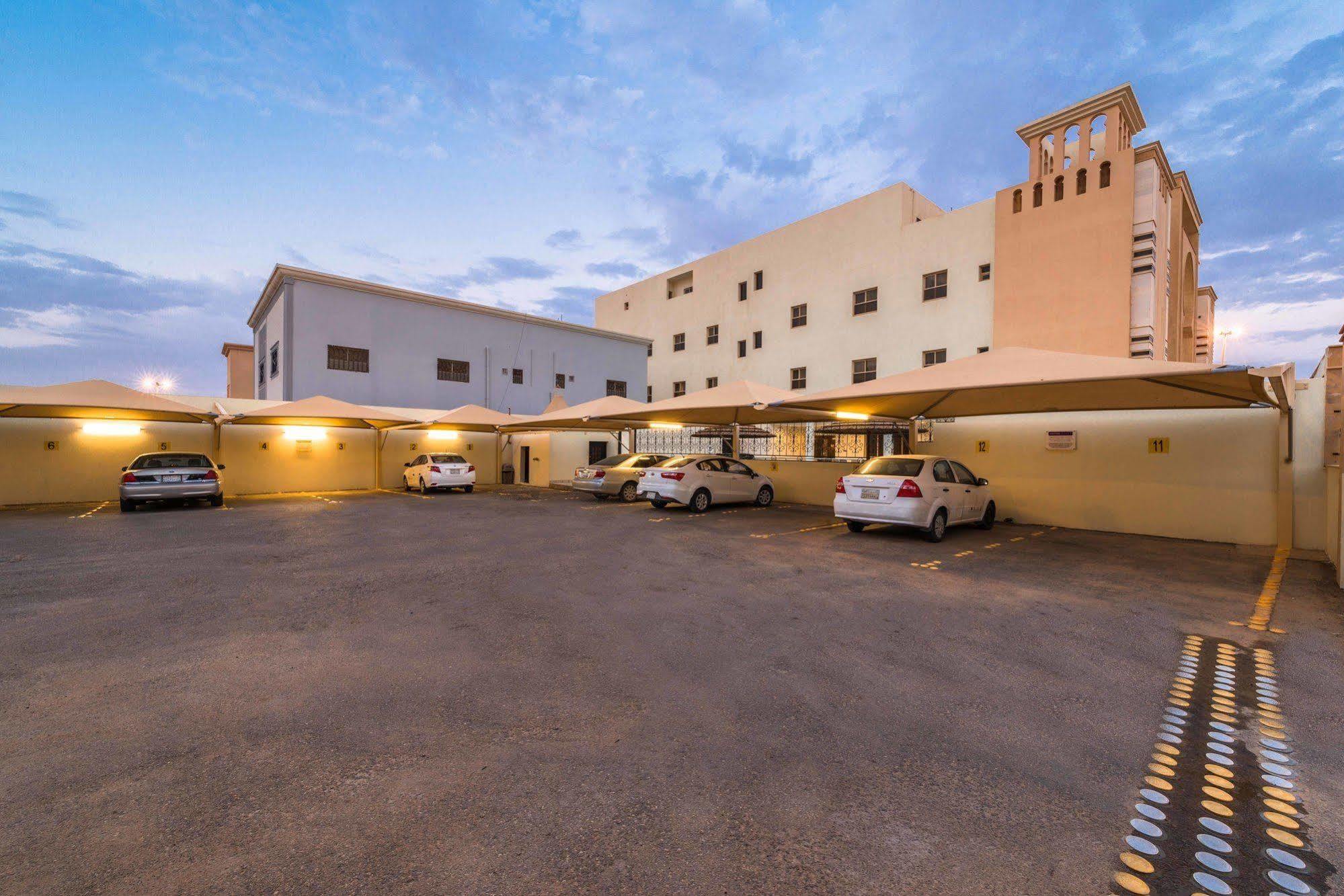 Boudl Al Fakhria Aparthotel Унайза Екстериор снимка